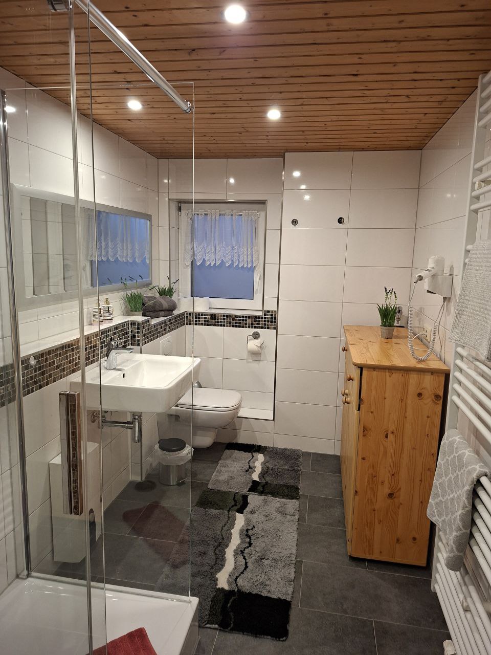 Badezimmer der Ferienwohnung das Badezimmer